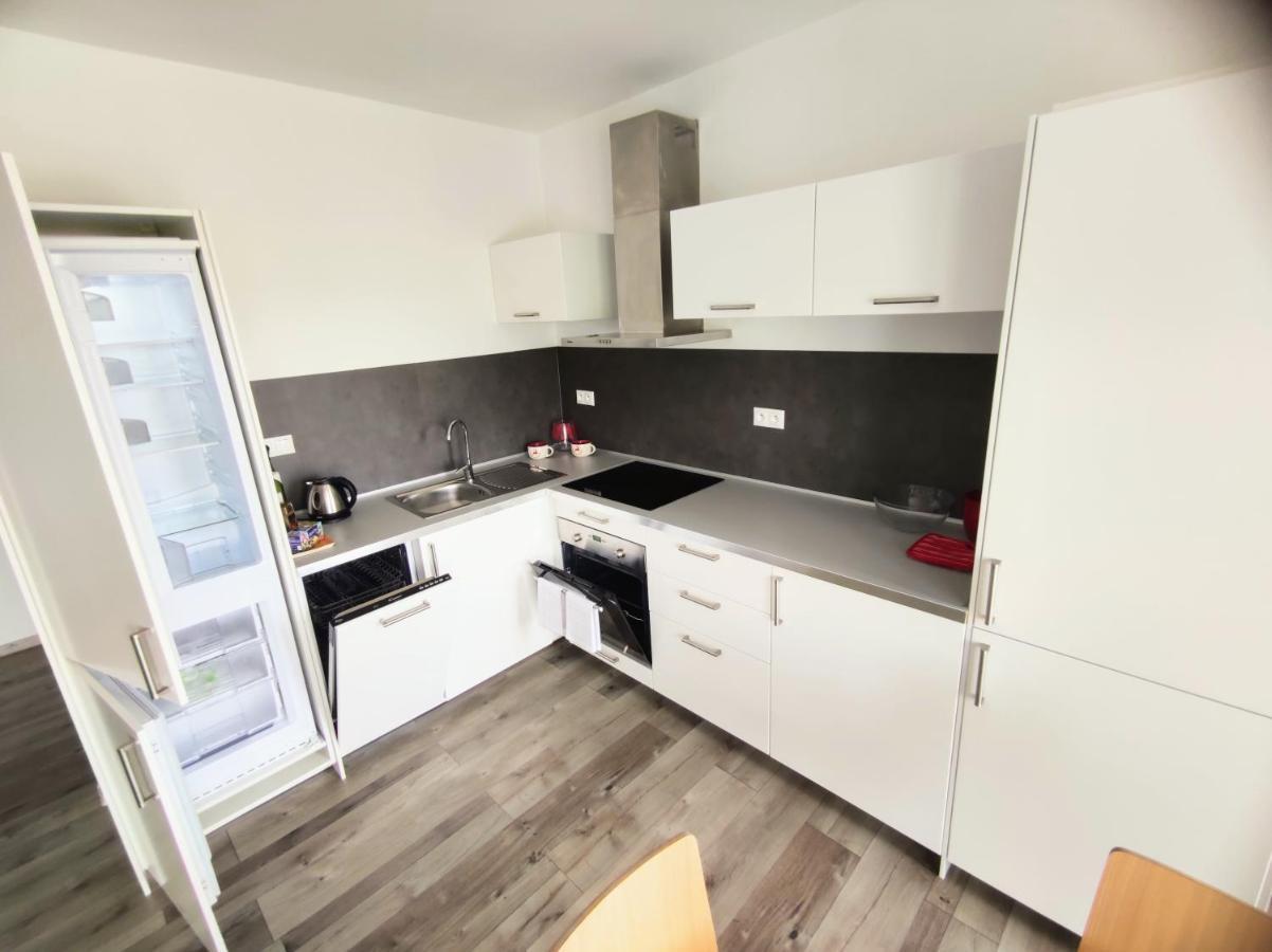 Comfort Apartment For 6 & Loggia & Free Parking Žilina Dış mekan fotoğraf