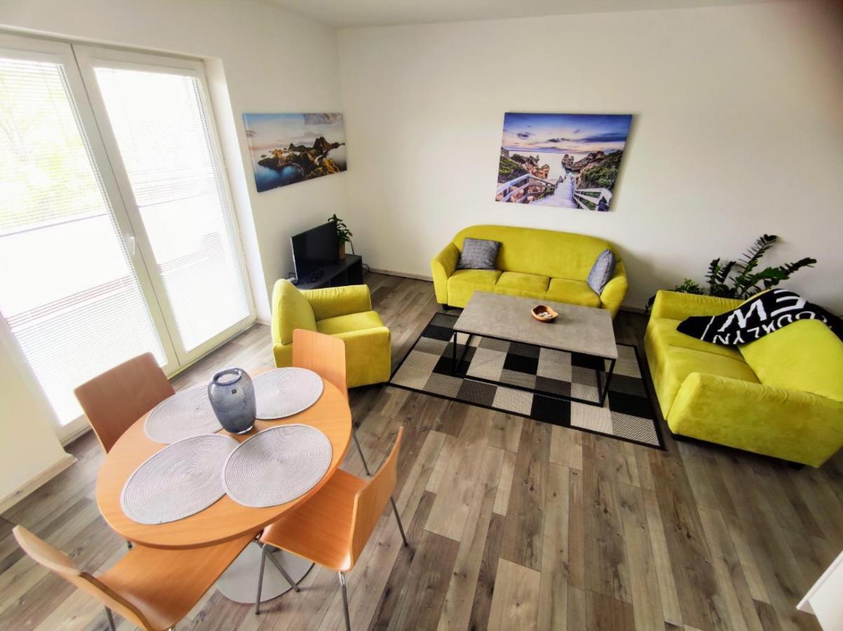 Comfort Apartment For 6 & Loggia & Free Parking Žilina Dış mekan fotoğraf